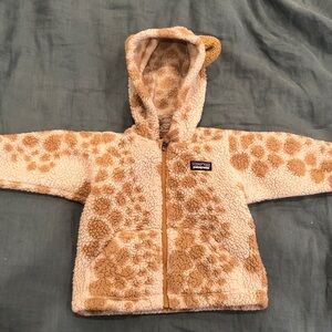 Kids Patagonia Teddy Fleece Hooded Jacket in Beige and Brown
